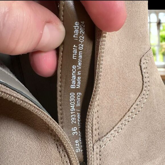 Dansko $220 Daisie Waterproof Nubuck Leather Chelsea Ankle Boots Women EU 36 NEW - Picture 13 of 14